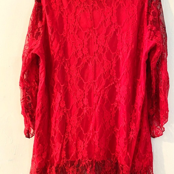 BEAUTIFUL Red/Black Lace w/Lining 2X Pullover Top - Picture 6 of 10